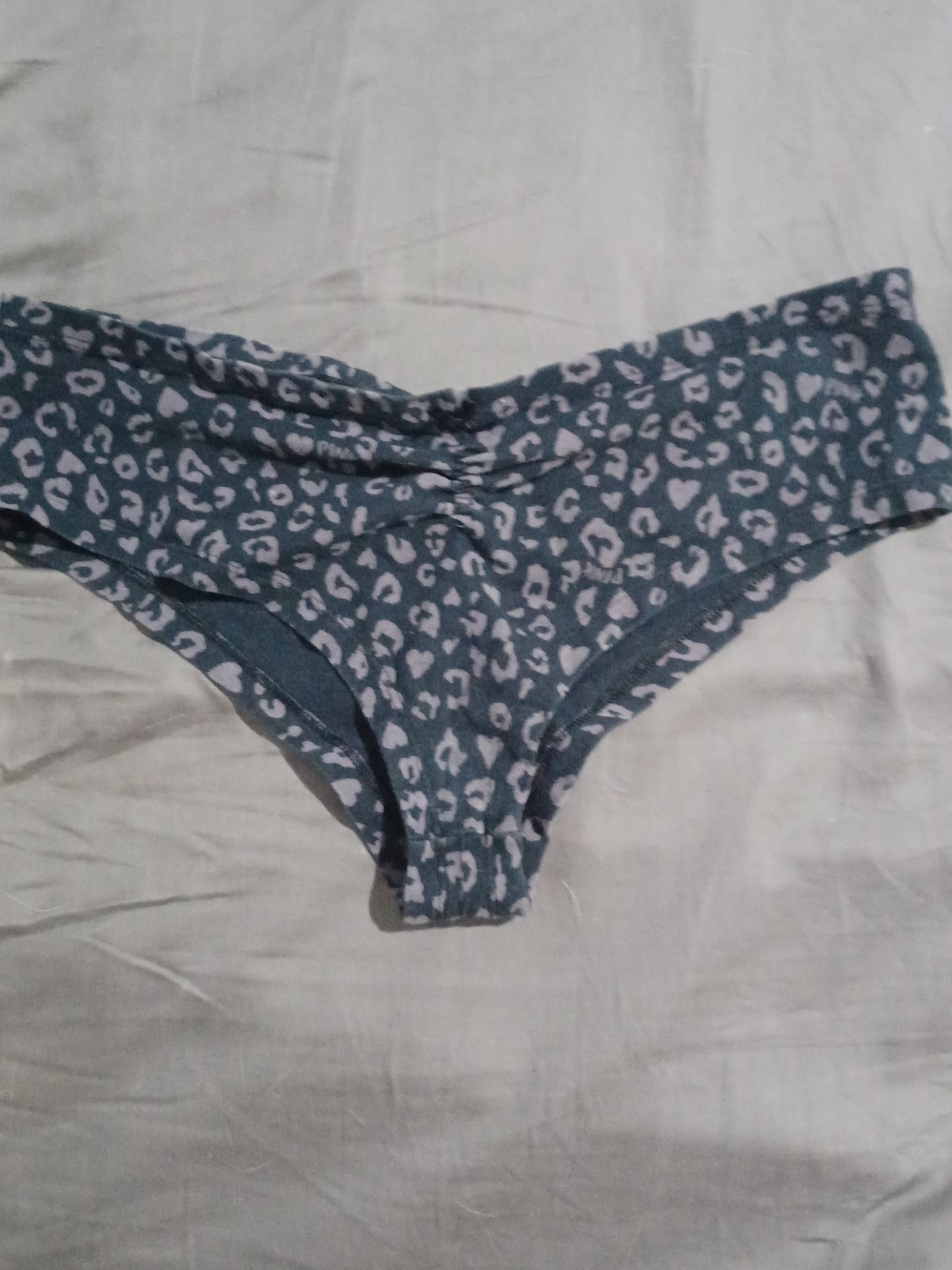PINK Victoria's Secret Gray Leopard Print Hipster Panty